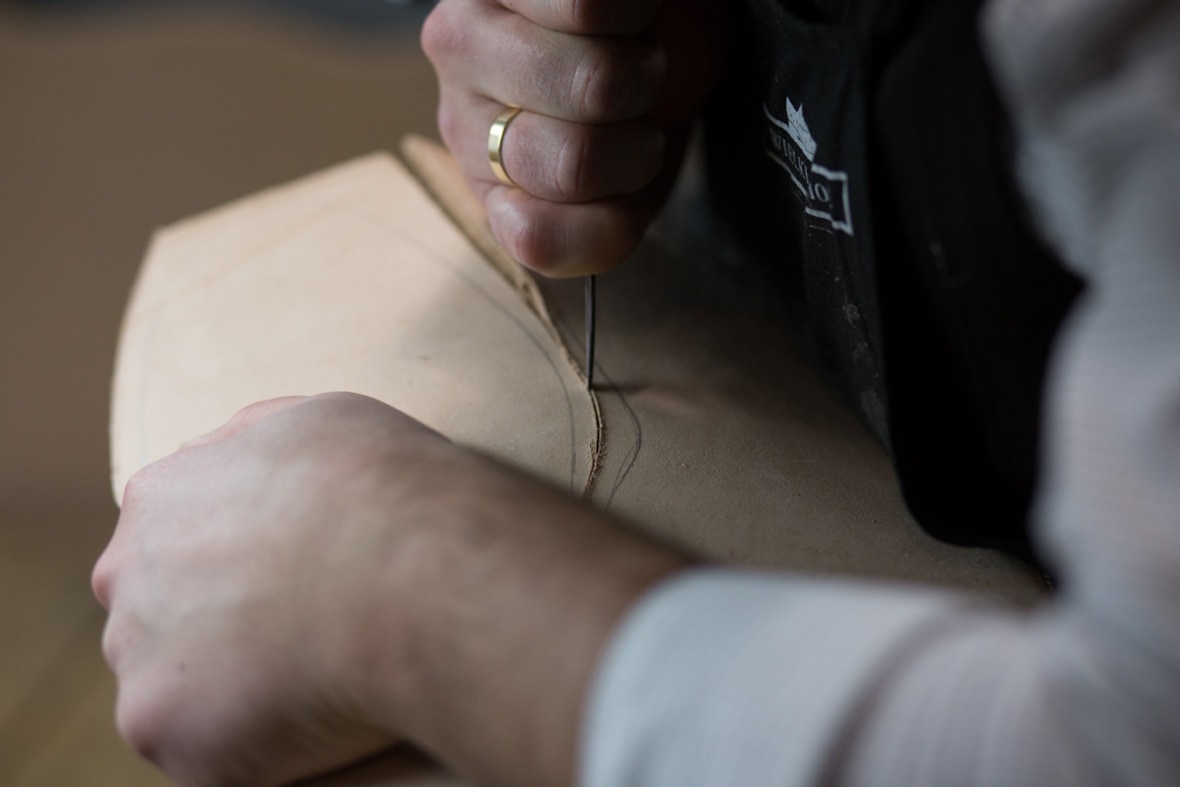 Wielki Shoe Naprawa Obuwia