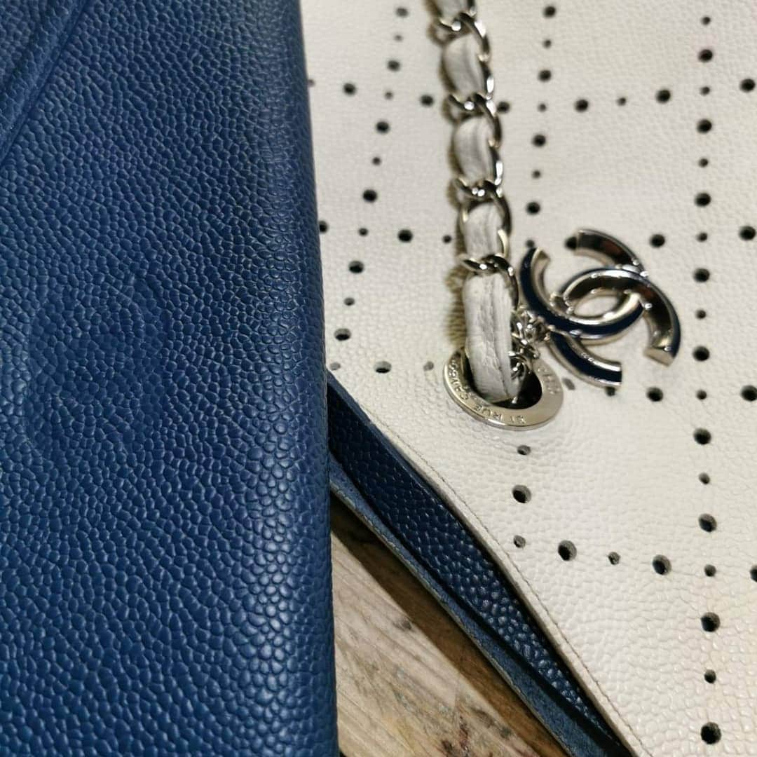 Wielki Shoe Przetarte Rogi 2